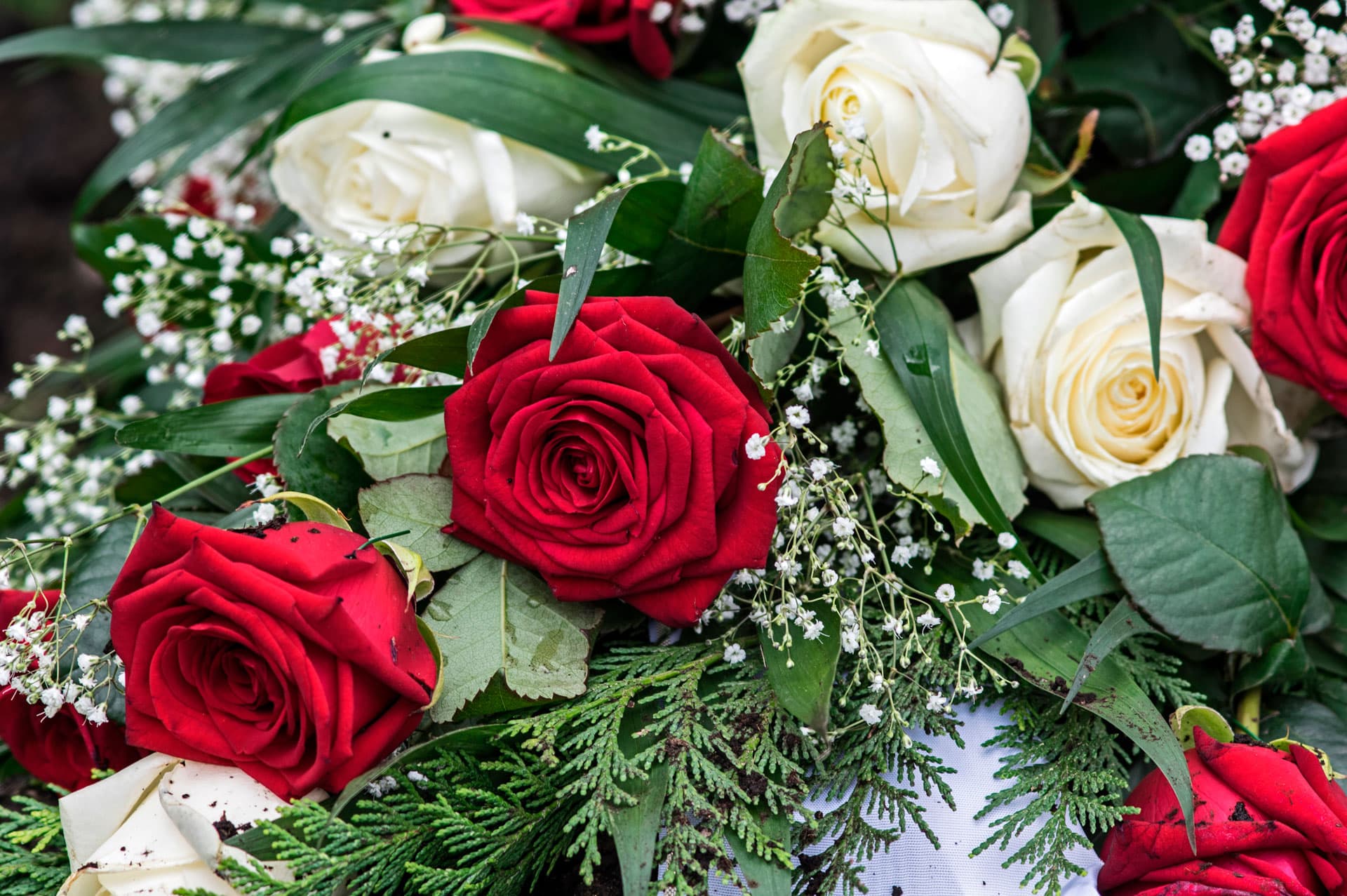 Centros florales para difuntos en A Coruña