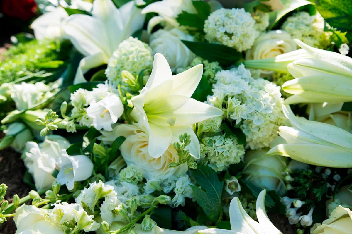 Flores para tanatorio en A Coruña